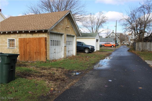 1030 Arlington Avenue SW, Canton, OH 44706