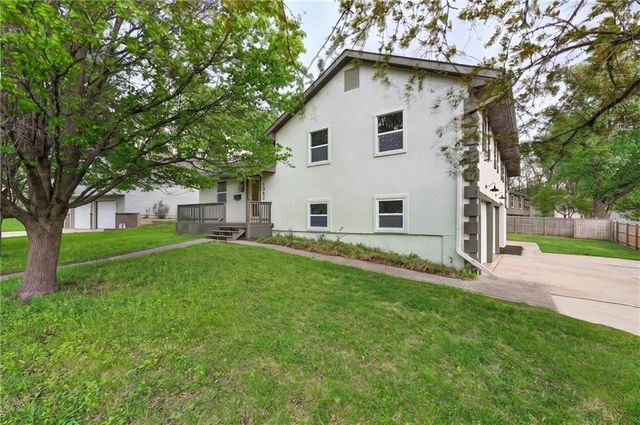 1301 Ada Street, Kearney, MO 64060