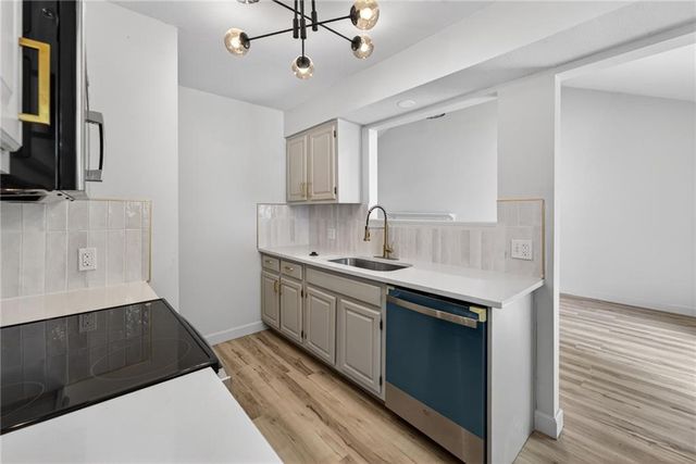 1301 Ada Street, Kearney, MO 64060