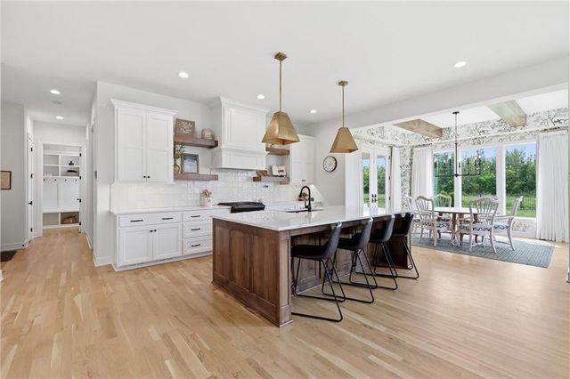 14798 S Parkhill Street, Olathe, KS 66061