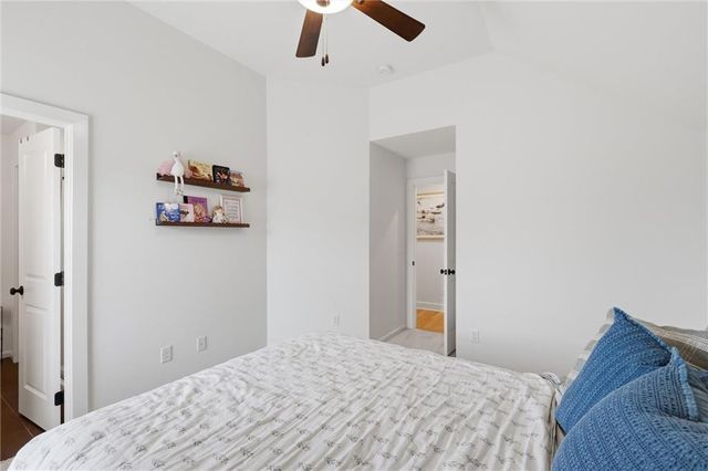 14798 S Parkhill Street, Olathe, KS 66061