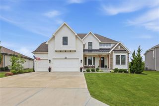 14798 S Parkhill Street, Olathe, KS 66061