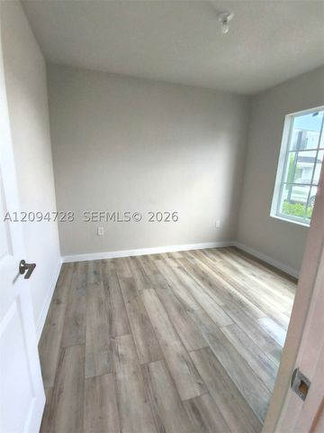 1085 NW 4th Ter, Florida City, FL 33034