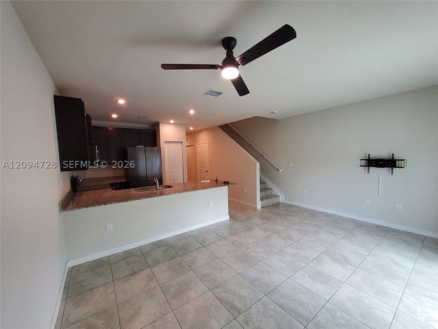 1085 NW 4th Ter, Florida City, FL 33034