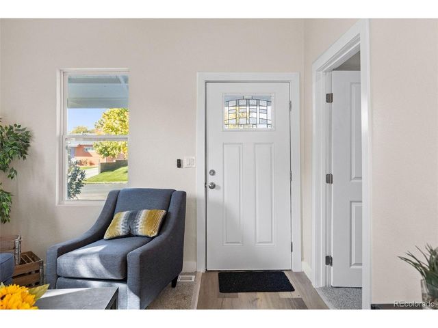 146 Stuart St, Denver, CO 80219