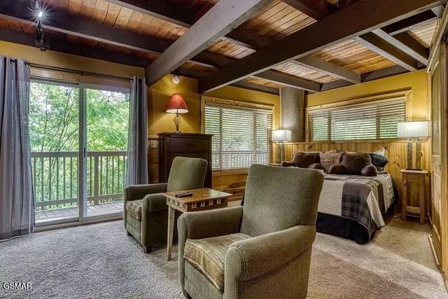 1059 Lower Alpine Way, Gatlinburg, TN 37738