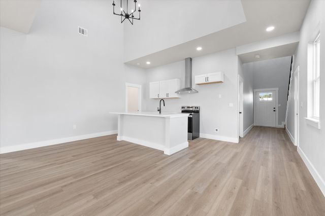 5905 Collins Court, Granbury, TX 76048