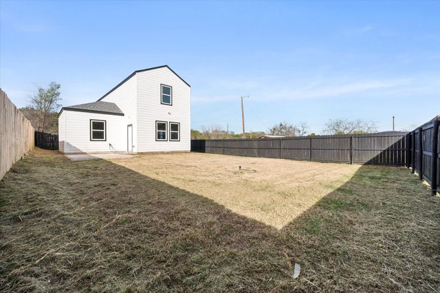 5905 Collins Court, Granbury, TX 76048