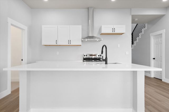 5905 Collins Court, Granbury, TX 76048