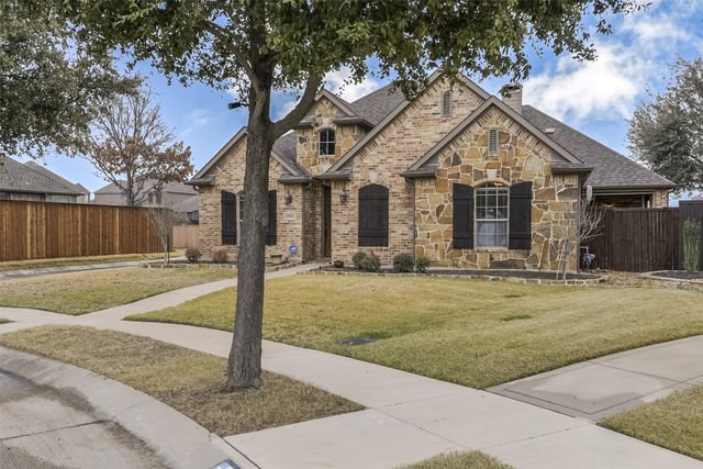 6904 Finch Drive, North Richland Hills, TX 76182