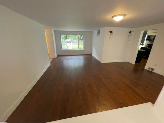 4720 Marcella Drive, Shelby Twp, MI 48317