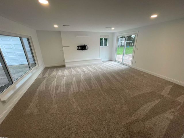 4720 Marcella Drive, Shelby Twp, MI 48317