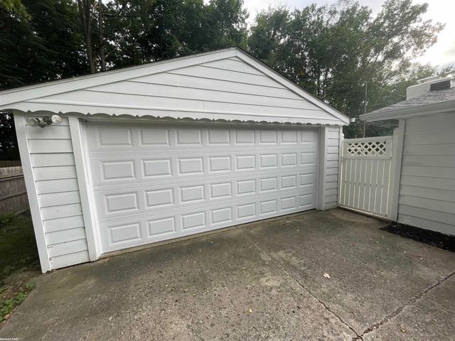4720 Marcella Drive, Shelby Twp, MI 48317