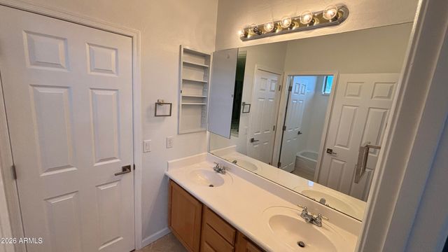 4854 E LIBBY Street, Scottsdale, AZ 85254