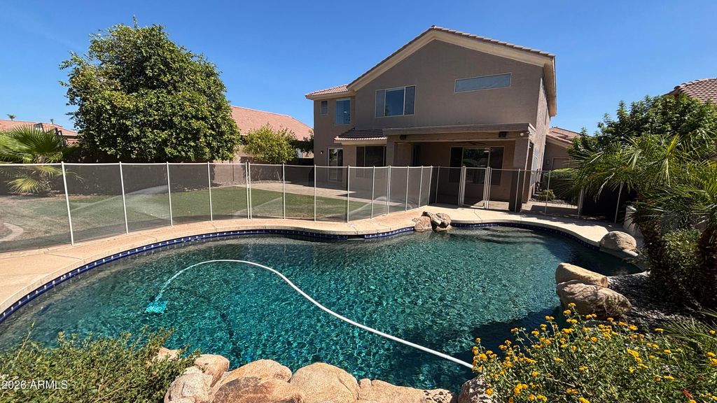 4854 E LIBBY Street, Scottsdale, AZ 85254