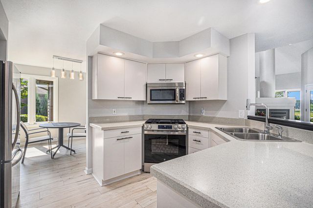 1721 Fountainview Court Se, Gaines Twp, MI 49316