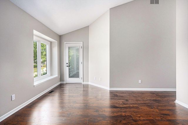 1721 Fountainview Court Se, Gaines Twp, MI 49316