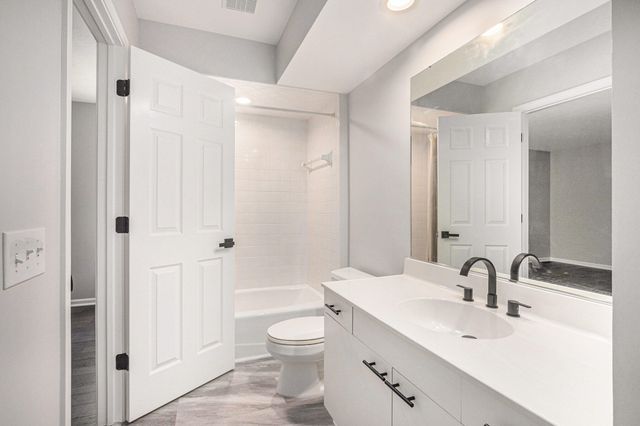 1721 Fountainview Court Se, Gaines Twp, MI 49316