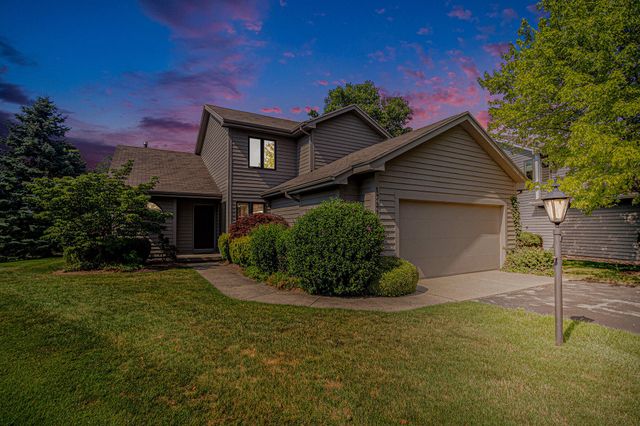 1721 Fountainview Court Se, Gaines Twp, MI 49316