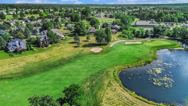 1721 Fountainview Court Se, Gaines Twp, MI 49316