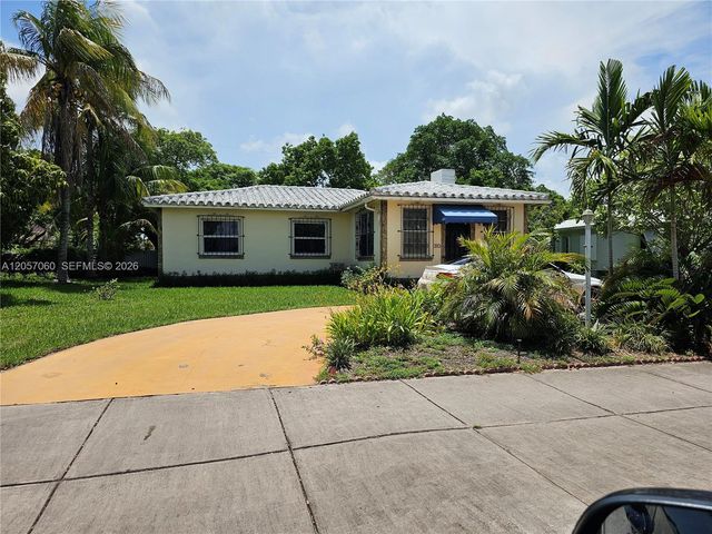 310 Ponce De Leon Blvd, Coral Gables, FL 33134