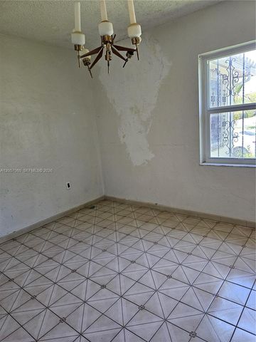 310 Ponce De Leon Blvd, Coral Gables, FL 33134