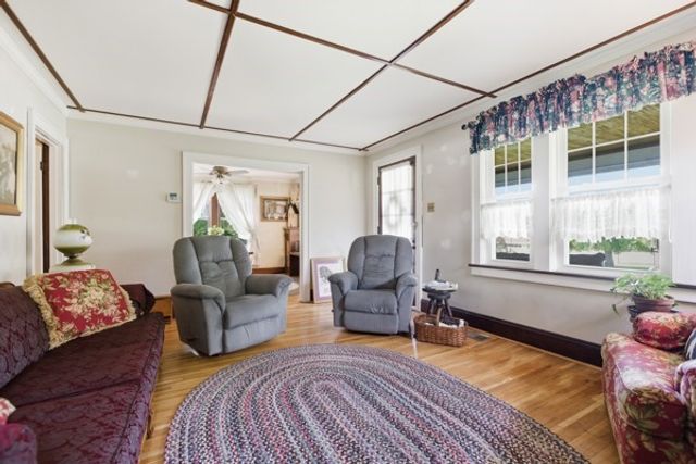 2132 Mercer Rd, Daugherty Twp, PA 15066
