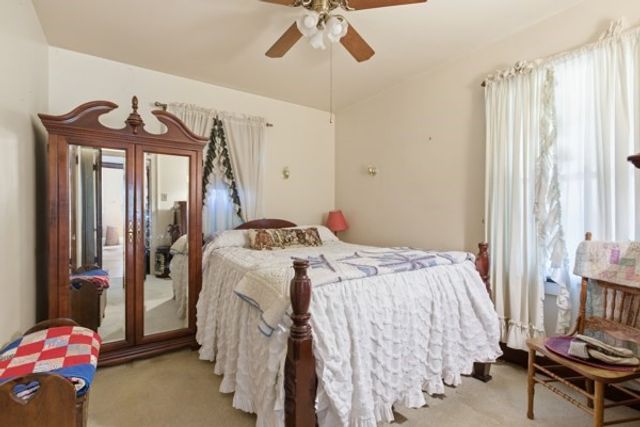 2132 Mercer Rd, Daugherty Twp, PA 15066