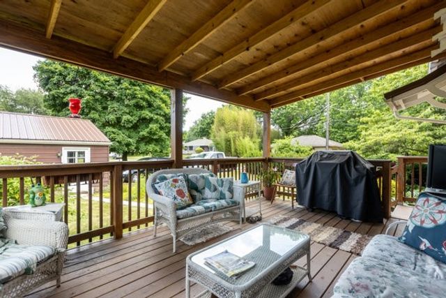 2132 Mercer Rd, Daugherty Twp, PA 15066
