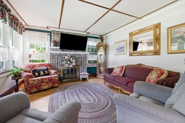 2132 Mercer Rd, Daugherty Twp, PA 15066