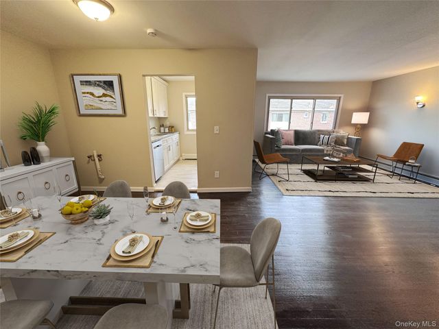 2449 UNION Boulevard 33B, Islip, NY 11751