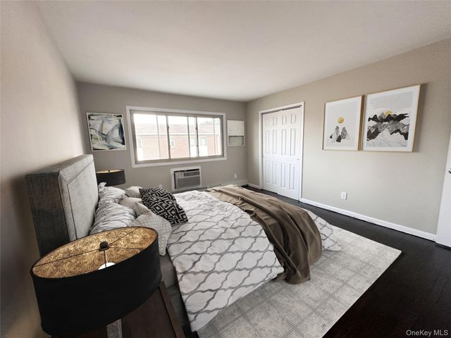2449 UNION Boulevard 33B, Islip, NY 11751