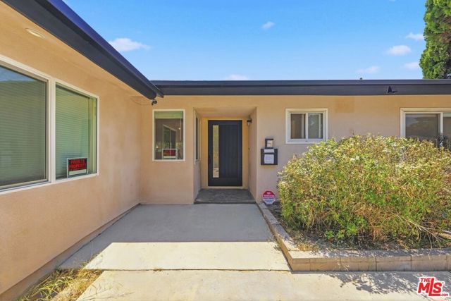 15920 Gledhill Street, Los Angeles, CA 91343