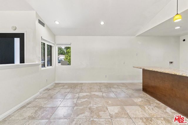 15920 Gledhill Street, Los Angeles, CA 91343