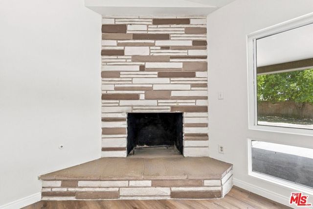 15920 Gledhill Street, Los Angeles, CA 91343