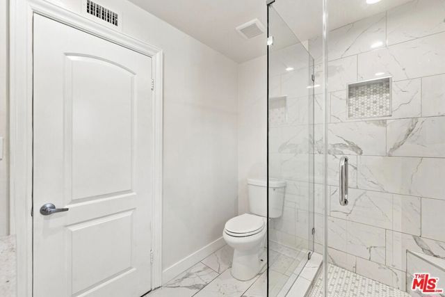 15920 Gledhill Street, Los Angeles, CA 91343