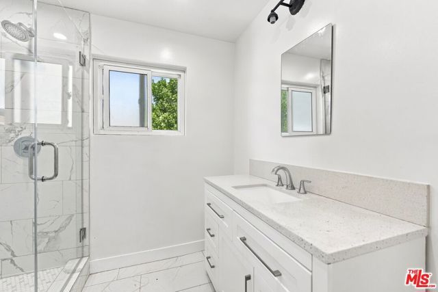 15920 Gledhill Street, Los Angeles, CA 91343
