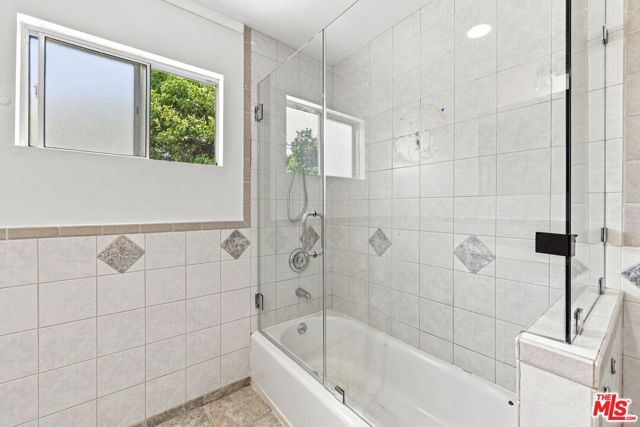 15920 Gledhill Street, Los Angeles, CA 91343
