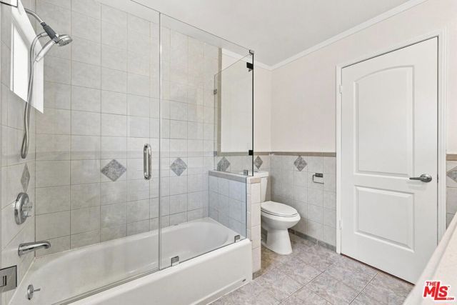 15920 Gledhill Street, Los Angeles, CA 91343
