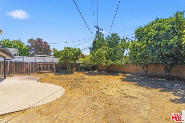 15920 Gledhill Street, Los Angeles, CA 91343