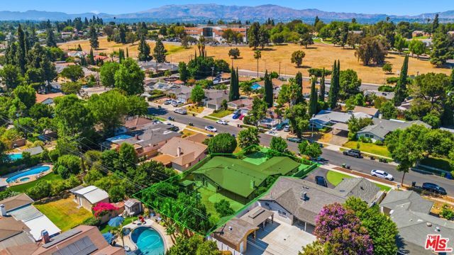 15920 Gledhill Street, Los Angeles, CA 91343