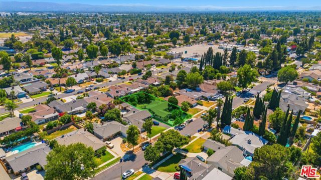 15920 Gledhill Street, Los Angeles, CA 91343