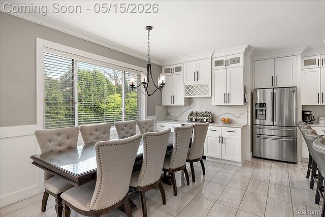 46930 Riverpark E, Macomb Township, MI 48044