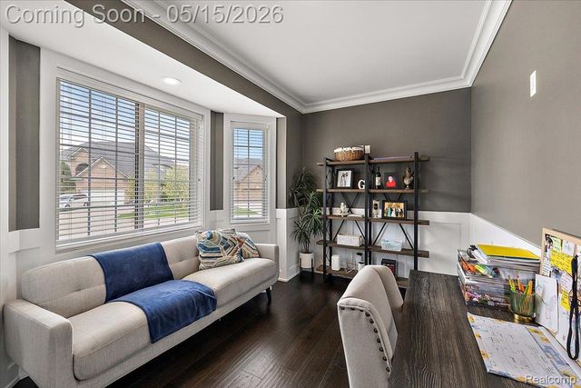 46930 Riverpark E, Macomb Township, MI 48044