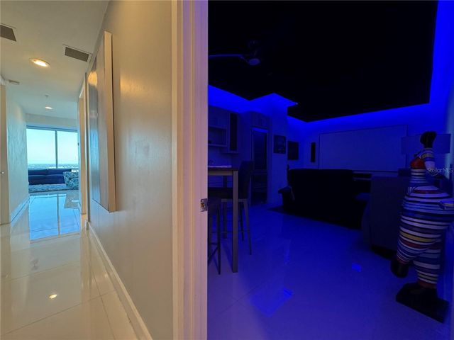 150 E ROBINSON STREET 29B, Orlando, FL 32801