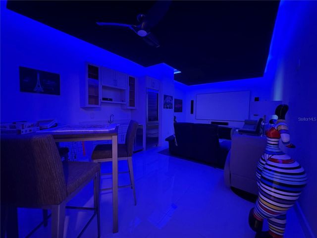150 E ROBINSON STREET 29B, Orlando, FL 32801