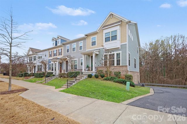 9524 Ainslie Downs Street, Charlotte, NC 28273