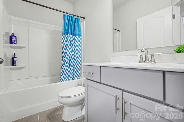 9524 Ainslie Downs Street, Charlotte, NC 28273