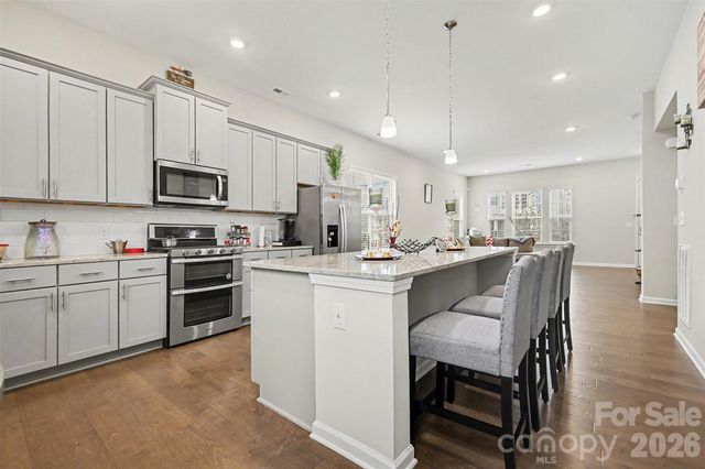 9524 Ainslie Downs Street, Charlotte, NC 28273