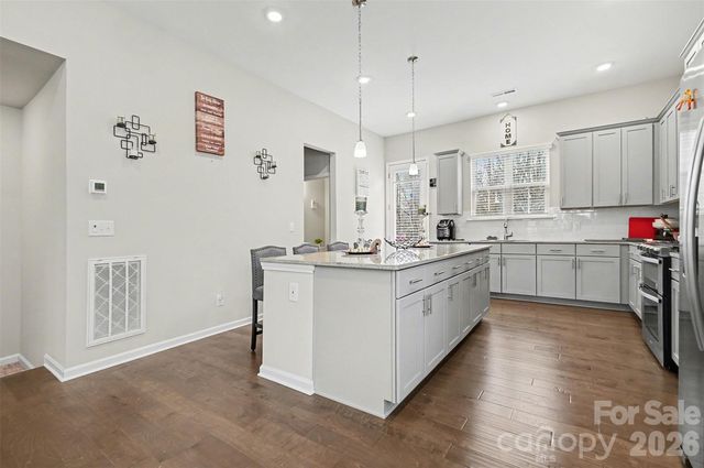 9524 Ainslie Downs Street, Charlotte, NC 28273